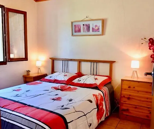 Au Milieu Des Pins Climatisee Lacanau